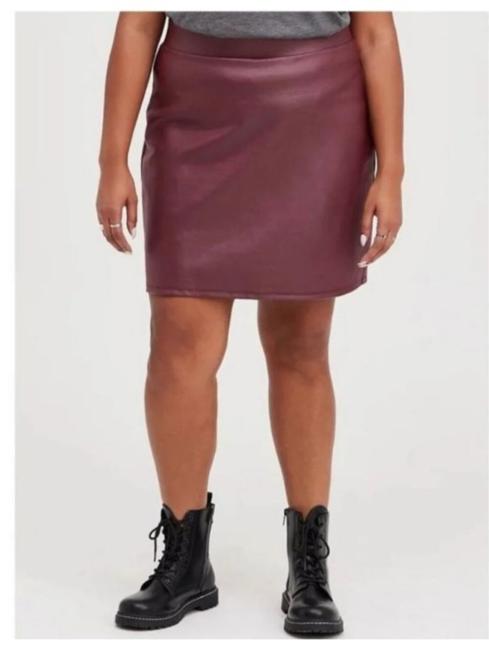 TORRID Mini Skirt Plus Size 3X Burgundy Red Stretch Coated Ponte Pull On NWT